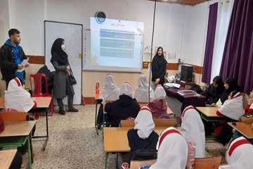 اجرای برنامه آموزشی مدیریت استرس در مدرسه ابتدایی دخترانه حضرت زینب احمد گوراب توسط دانشجویان کارشناسی